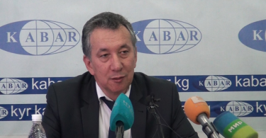 Иса Омуркулов: Я не согласен с заключением омбудсмена, что поправки в Конституцию Кыргызстана ведут к авторитаризму