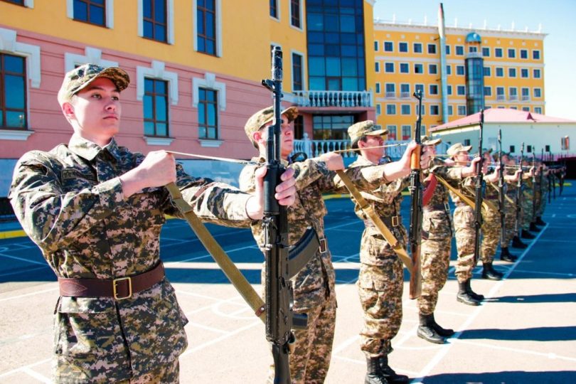 В Кыргызстане больше нет военных кафедр