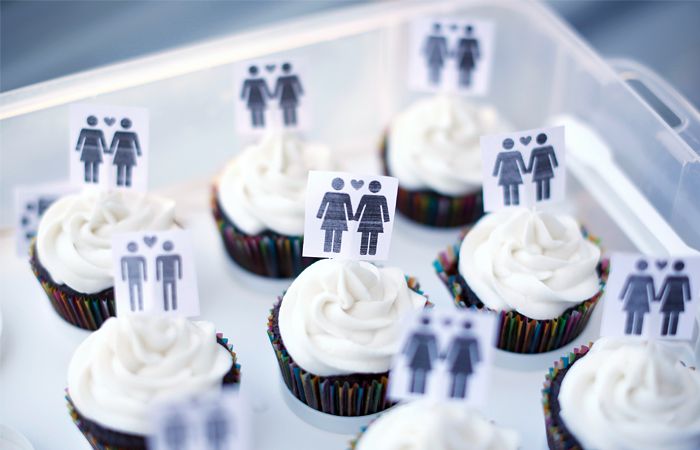 (Русский) Действующая Конституция позволяет регистрировать в КР однополые браки