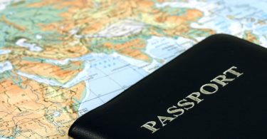 Жогорку Кенеш принял недоработанный закон о введении обязательной регистрации иностранцев