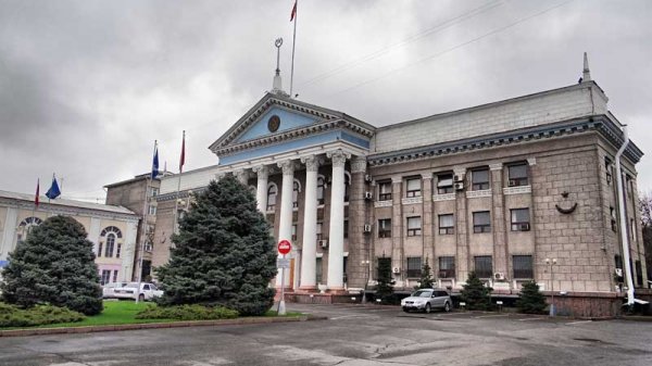 Кто станет депутатом Бишкекского горкенеша? В списках произошли изменения