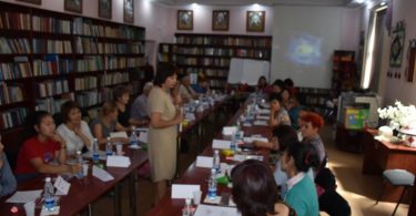 На поствыборной встрече в Бишкеке обсудили предварительные итоги независимого наблюдения выборов депутатов в местные кенеши