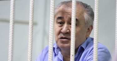 Верховный суд поддержал решение о недостоверности подписных листов Текебаева