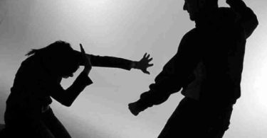 Рассмотрен законопроект «О внесении изменений в некоторые законодательные акты КР в сфере борьбы с семейным насилием»