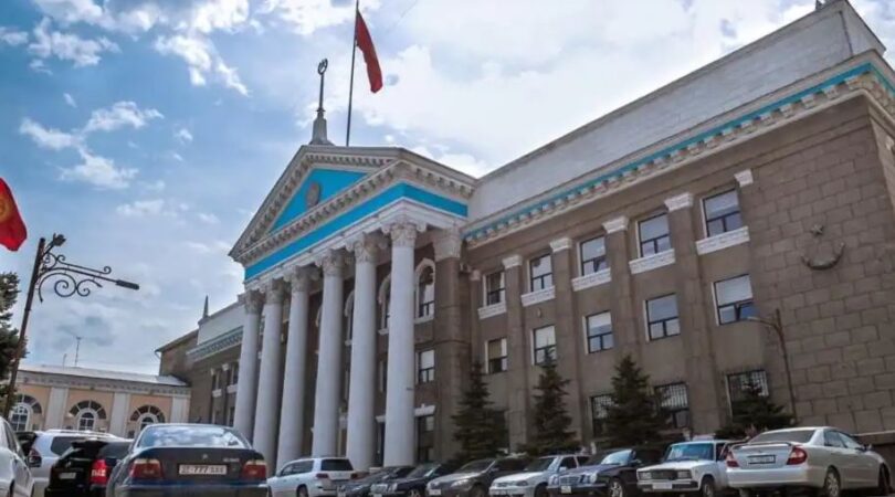 Бишкекская ТИК признала выборы депутатов в горкенеш состоявшимися и определила победителей (список)