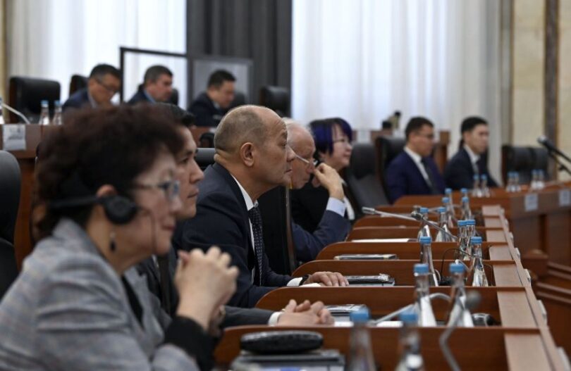 10 марта, состоялось первое после долгого перерыва заседание Совета по развитию бизнеса и предпринимательства при Торага Жогорку Кенеша Кыргызской Республики.