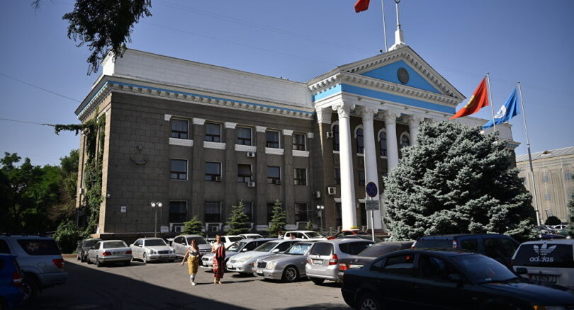 Жогорку Кенешем предлагается ввести институт прямых выборов мэра столицы